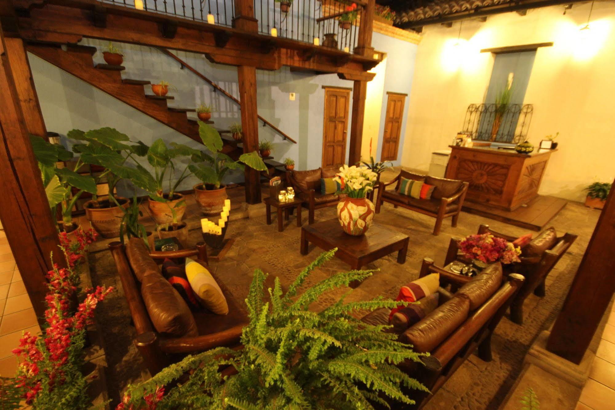 Docecuartos Hotel ซานกริสโตบัล เด ลาสกาซาส ภายนอก รูปภาพ